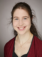 Doctoral candidate Johanna-Pauline Th?ne